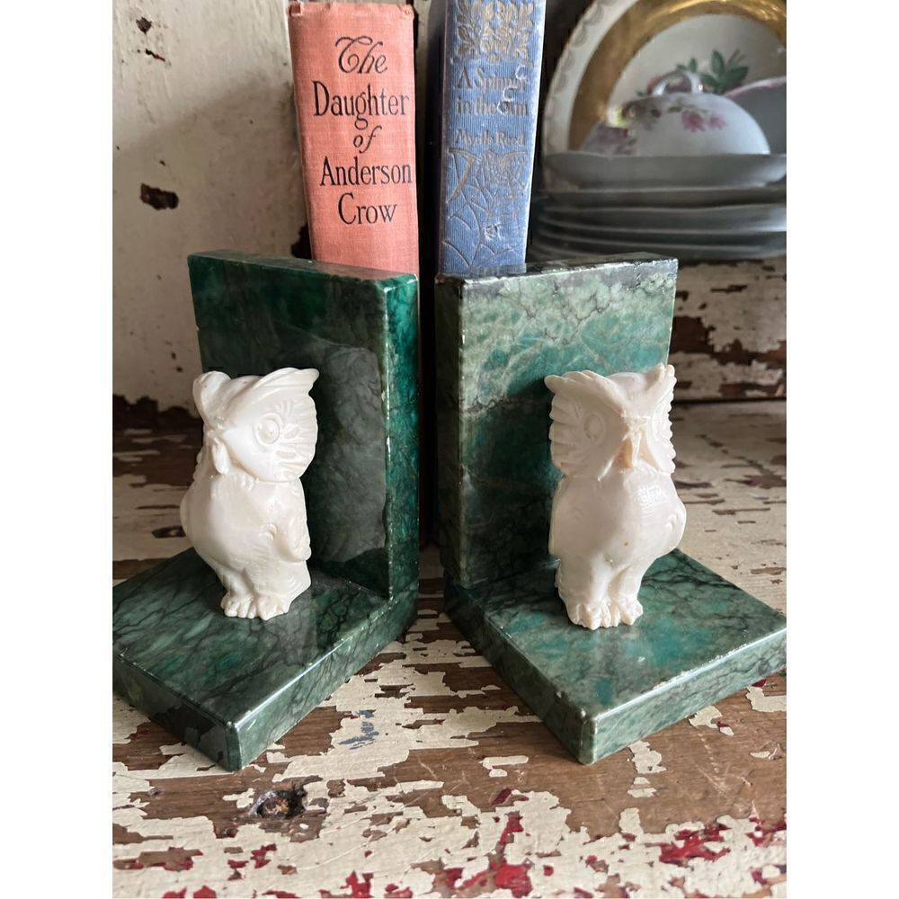 Pair Vintage 1960s Genuine Alabaster Hand Carved  Italian Owl Bookends Green Ivo